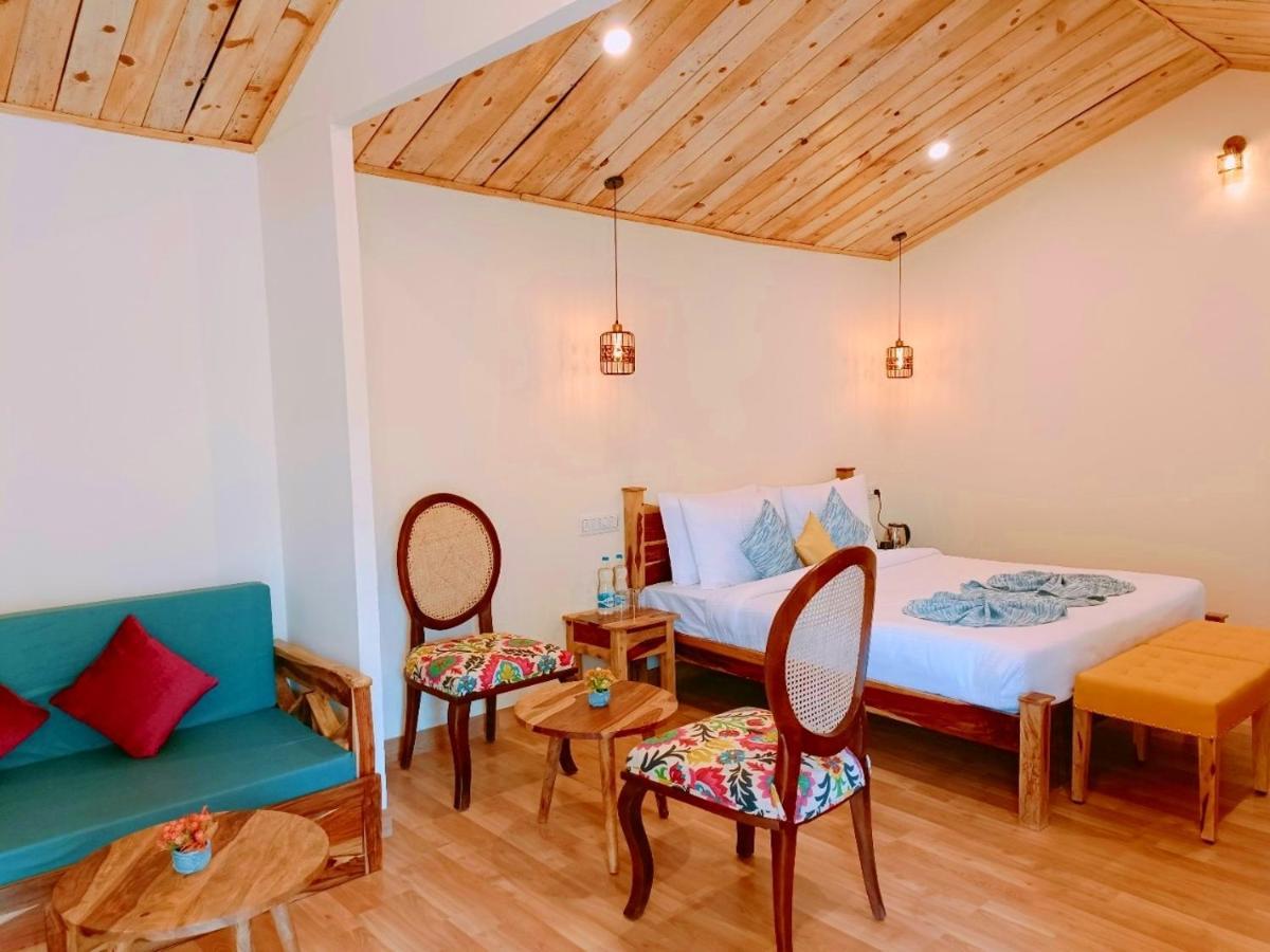 Aamod At Shoghi Luxury Cottage Resort シムラー エクステリア 写真