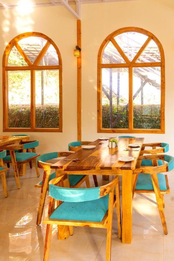 Aamod At Shoghi Luxury Cottage Resort シムラー エクステリア 写真